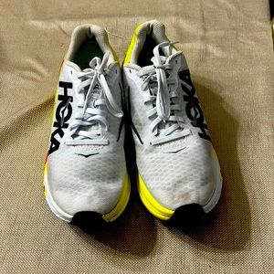 HOKAS Womens 9